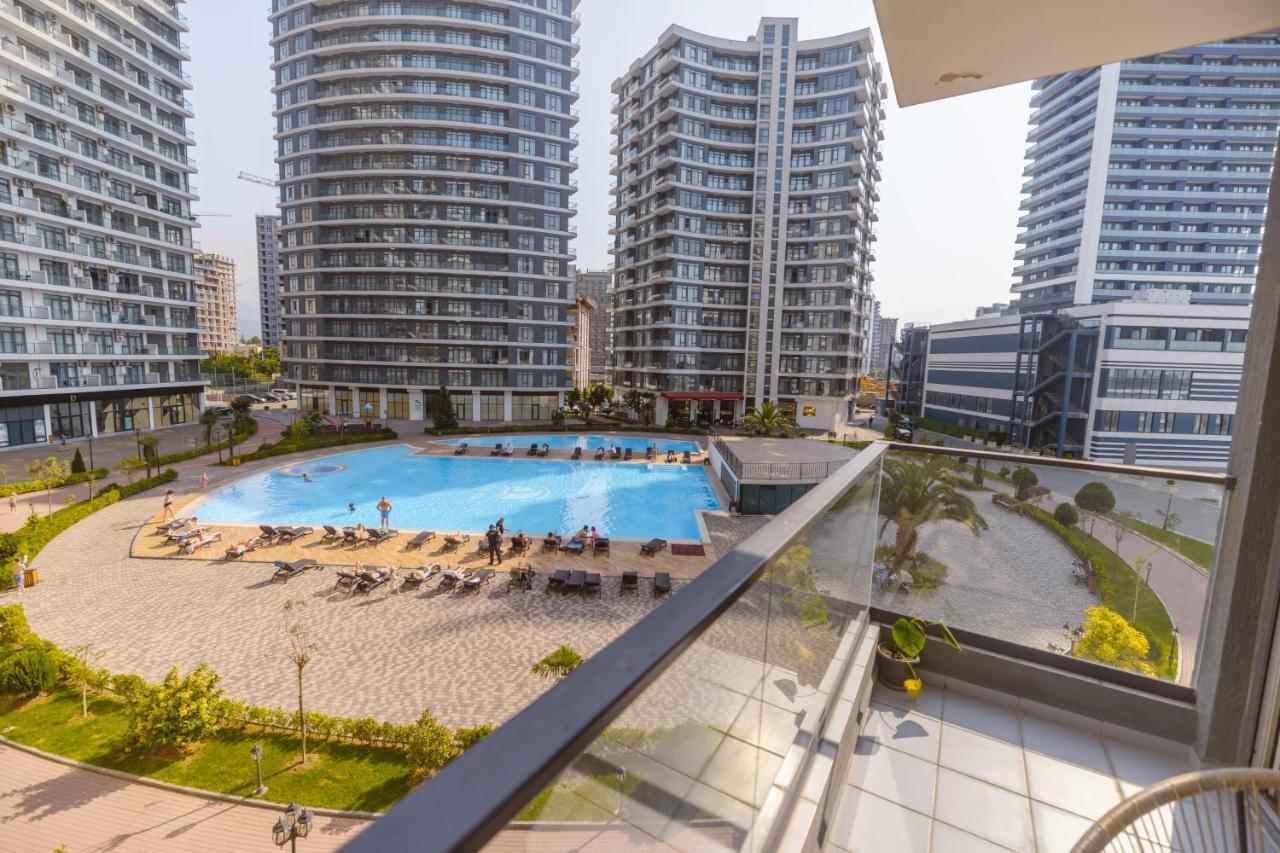Four Season Apartment บาทูมิ ภายนอก รูปภาพ